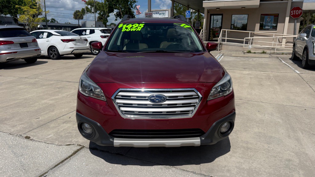 2017 Subaru Outback Image 2
