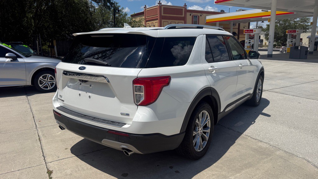 2020 Ford Explorer Image 7