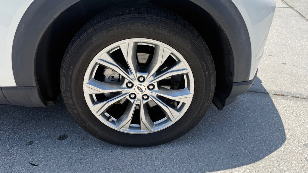 2020 Ford Explorer Image 9