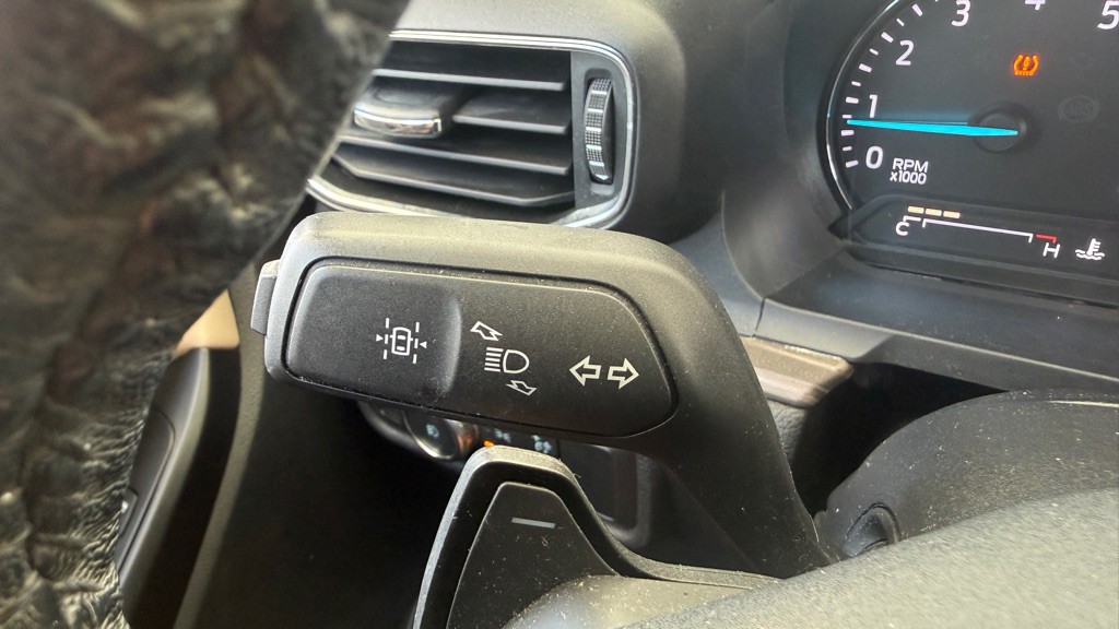2020 Ford Explorer Image 41