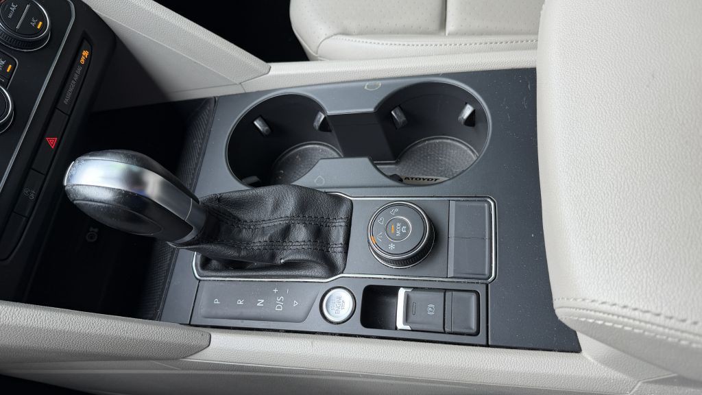 2018 Volkswagen Atlas Image 36