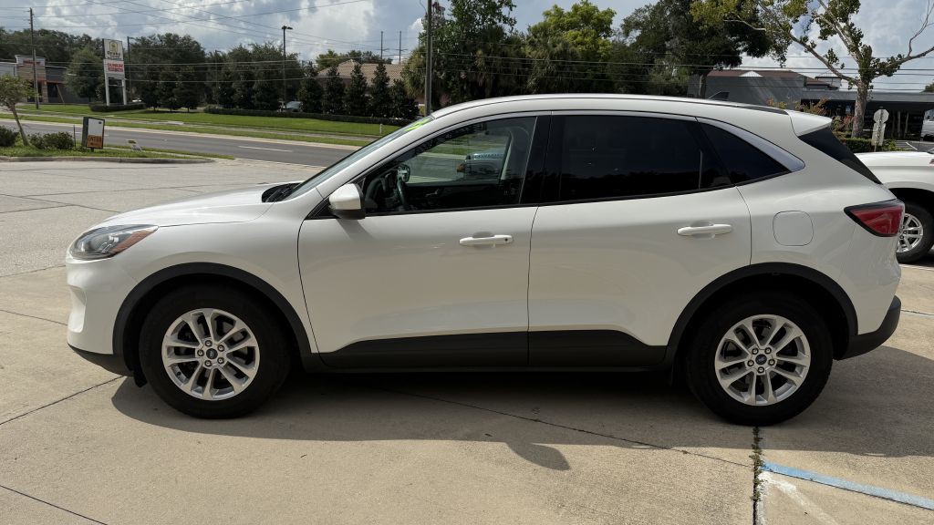 2021 Ford Escape Image 4