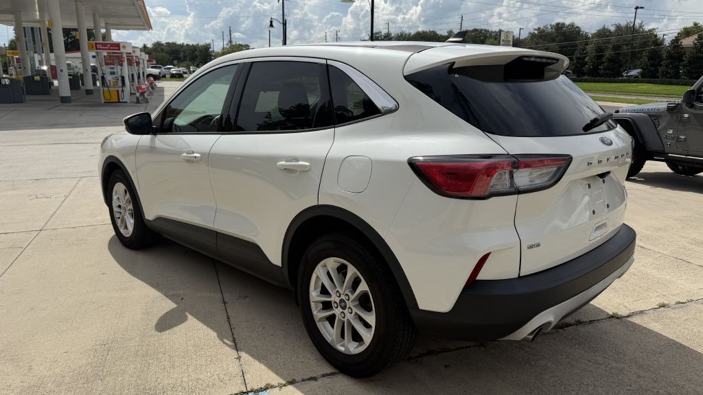 2021 Ford Escape Image 5