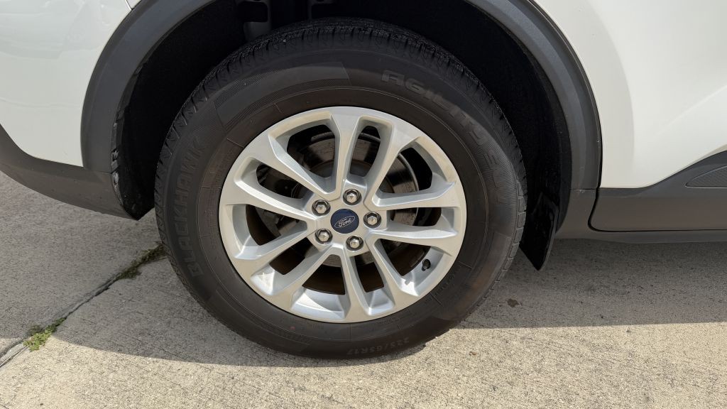 2021 Ford Escape Image 10