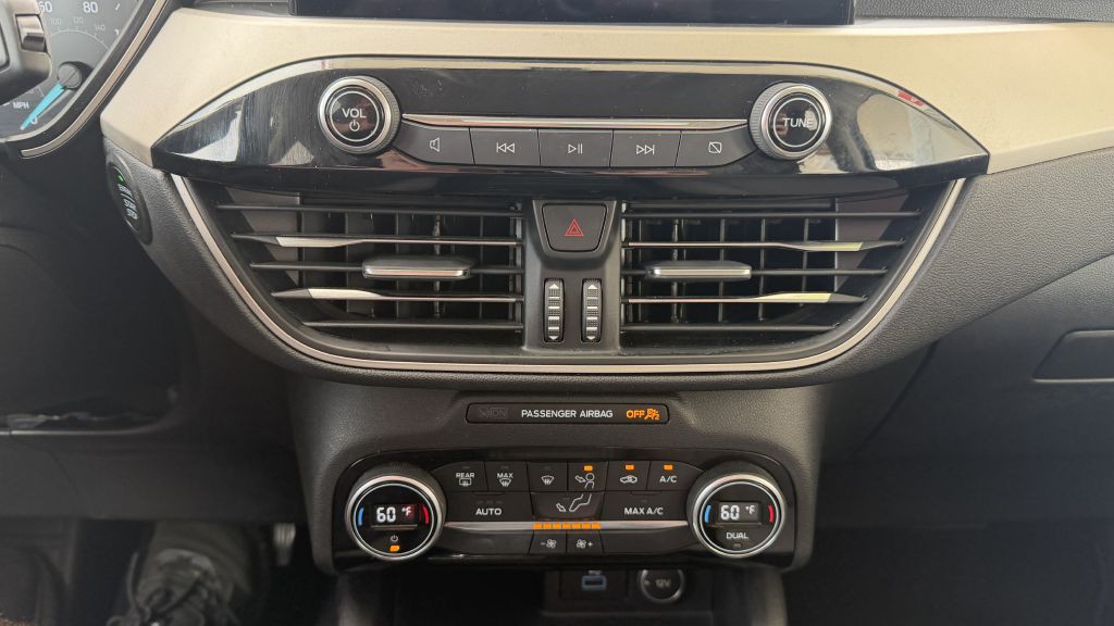 2021 Ford Escape Image 25