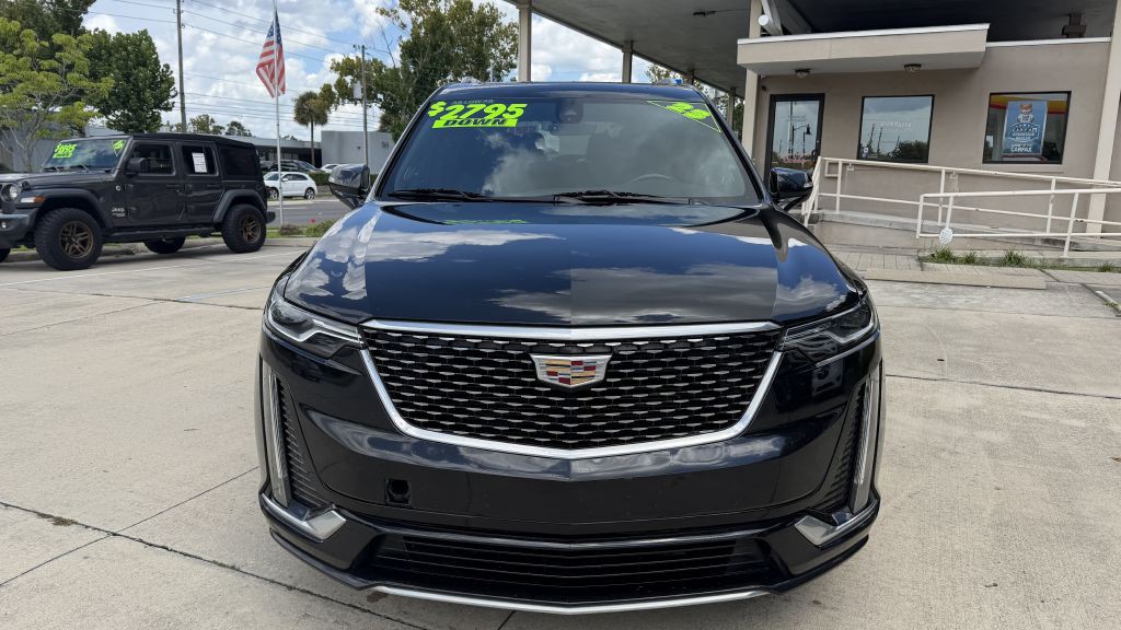 2023 Cadillac XT6 Image 2