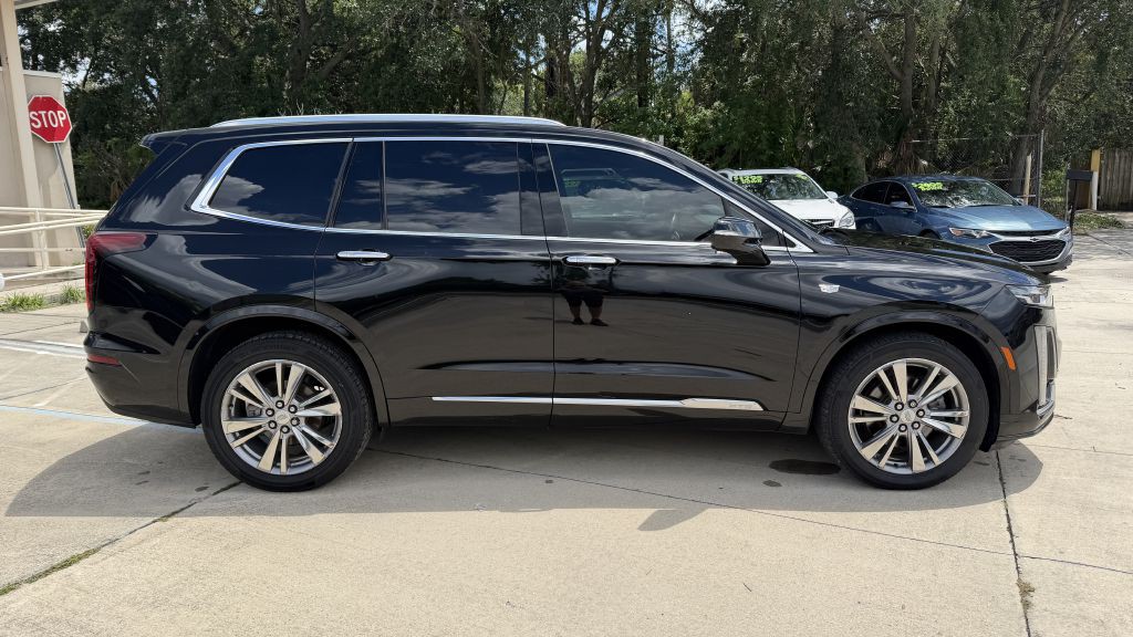 2023 Cadillac XT6 Image 8
