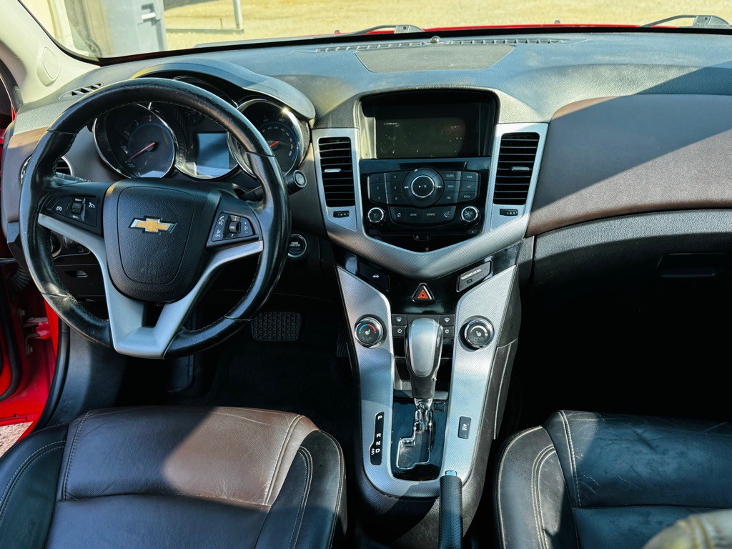 2015 Chevrolet Cruze Image 7