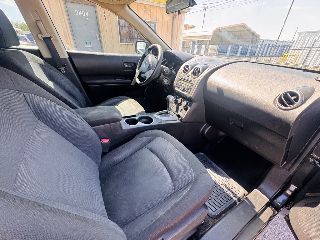 2015 Nissan Rogue Image 7
