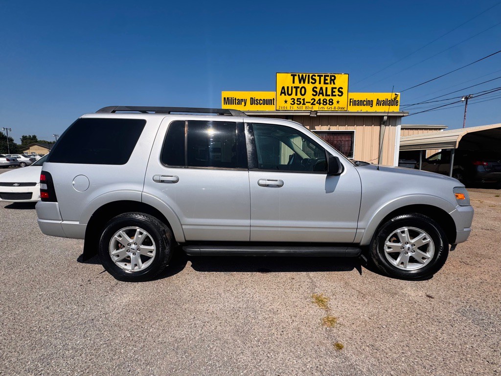 2010 Ford Explorer Image 4