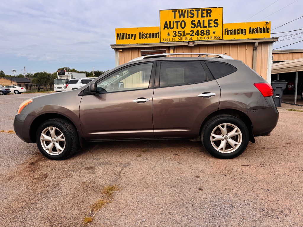2010 Nissan Rogue Image 4