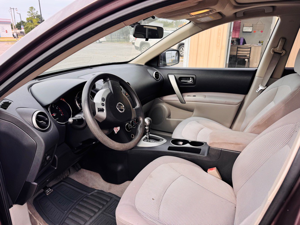 2010 Nissan Rogue Image 5