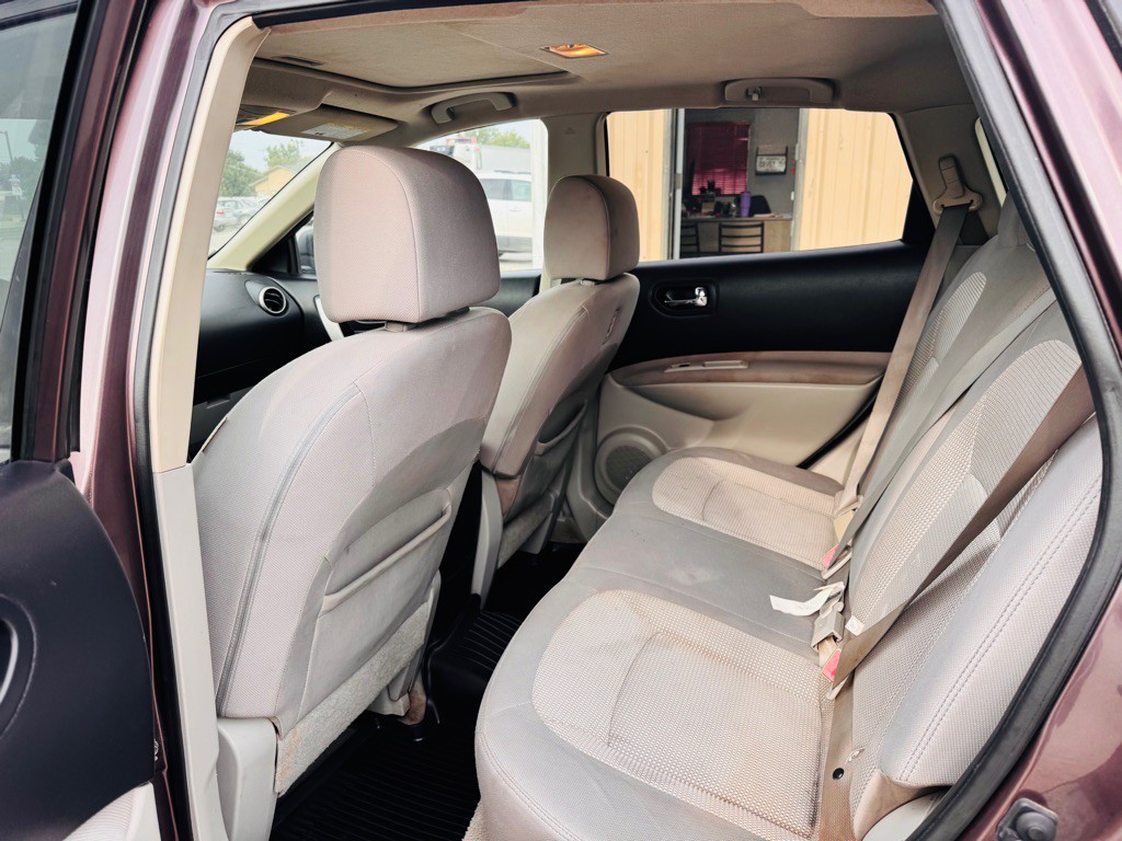 2010 Nissan Rogue Image 6
