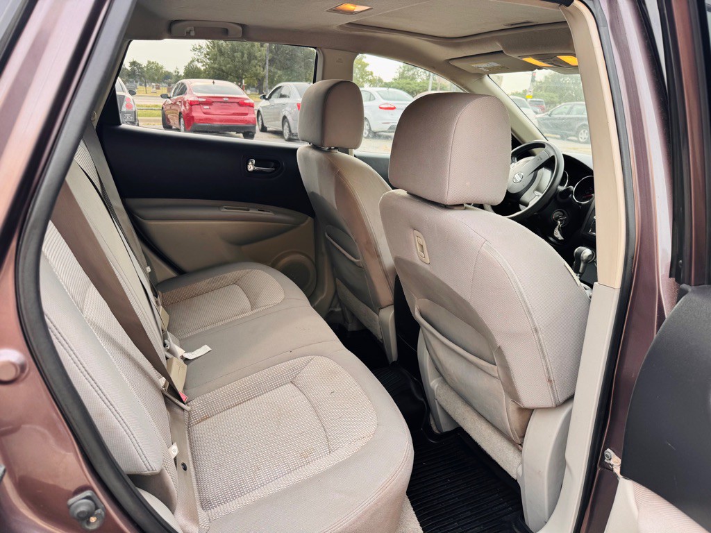 2010 Nissan Rogue Image 8