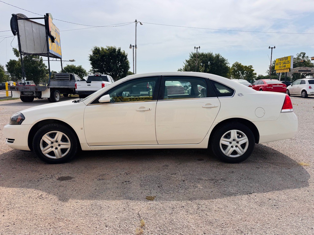 2008 Chevrolet Impala Image 2