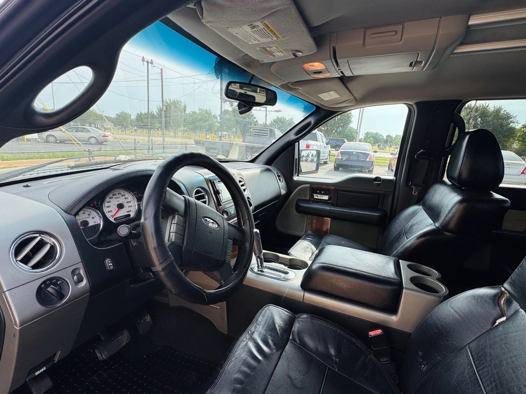 2004 Ford F-150 Image 8