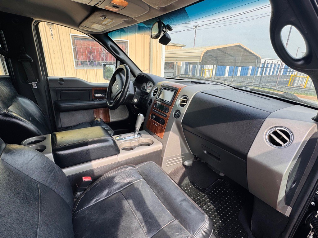 2004 Ford F-150 Image 10