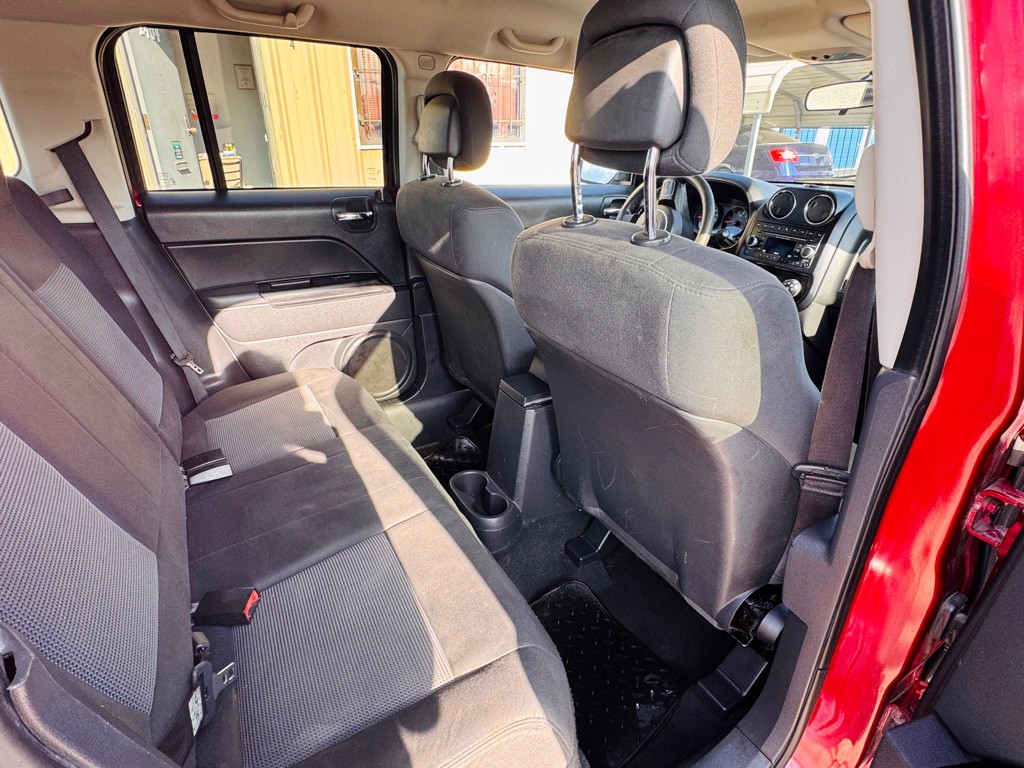 2012 Jeep Patriot Image 8