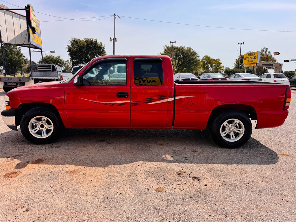 2002 Chevrolet Silverado 1500 Image 3