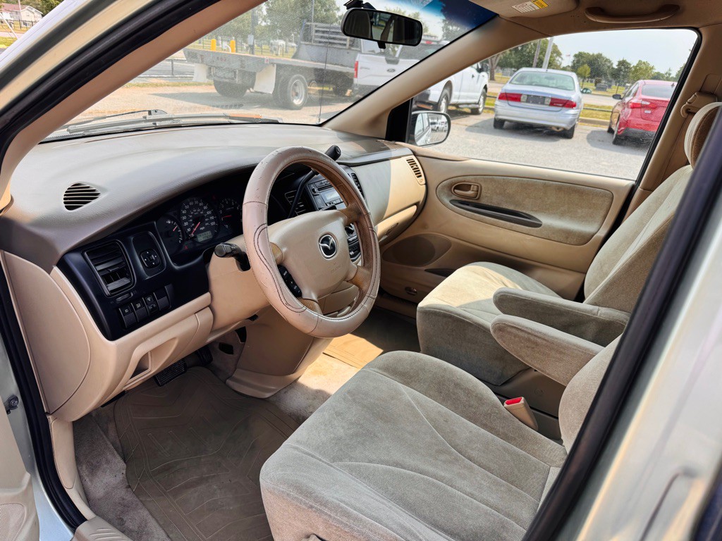 2002 Mazda MPV Image 5