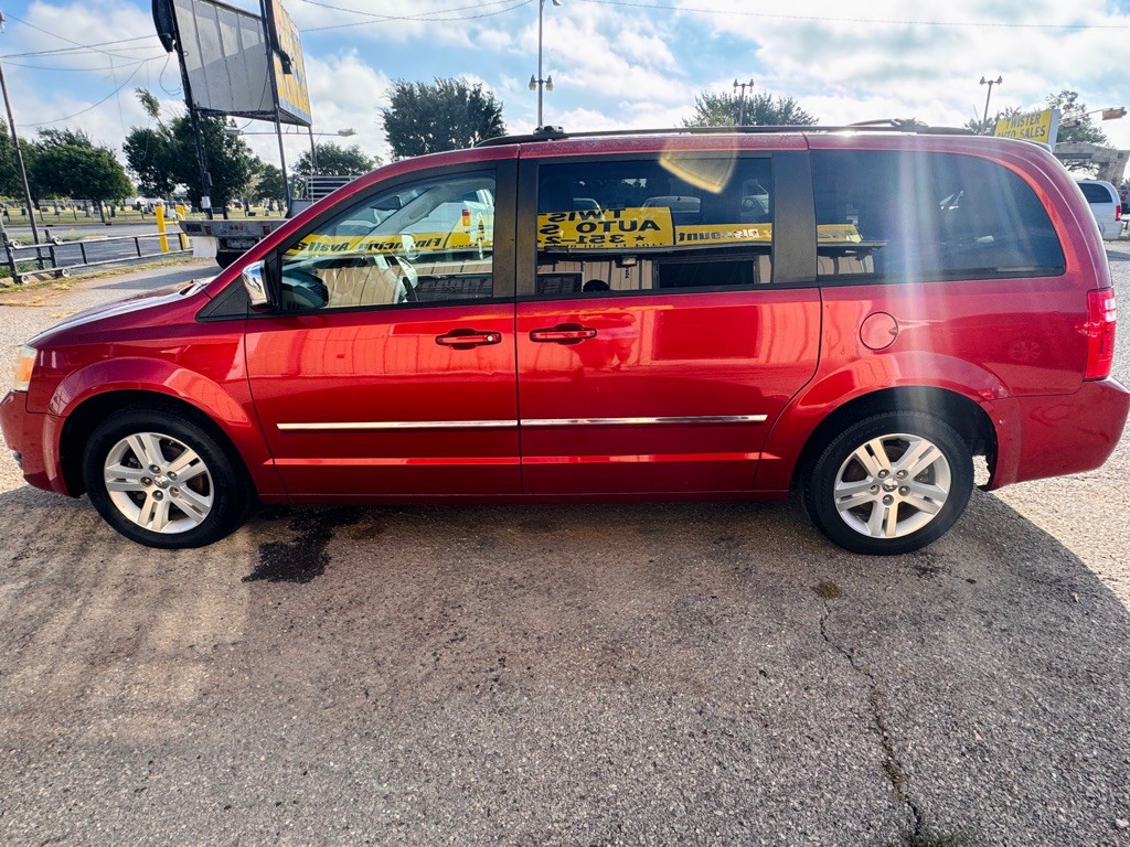 2008 Dodge Grand Caravan Image 4