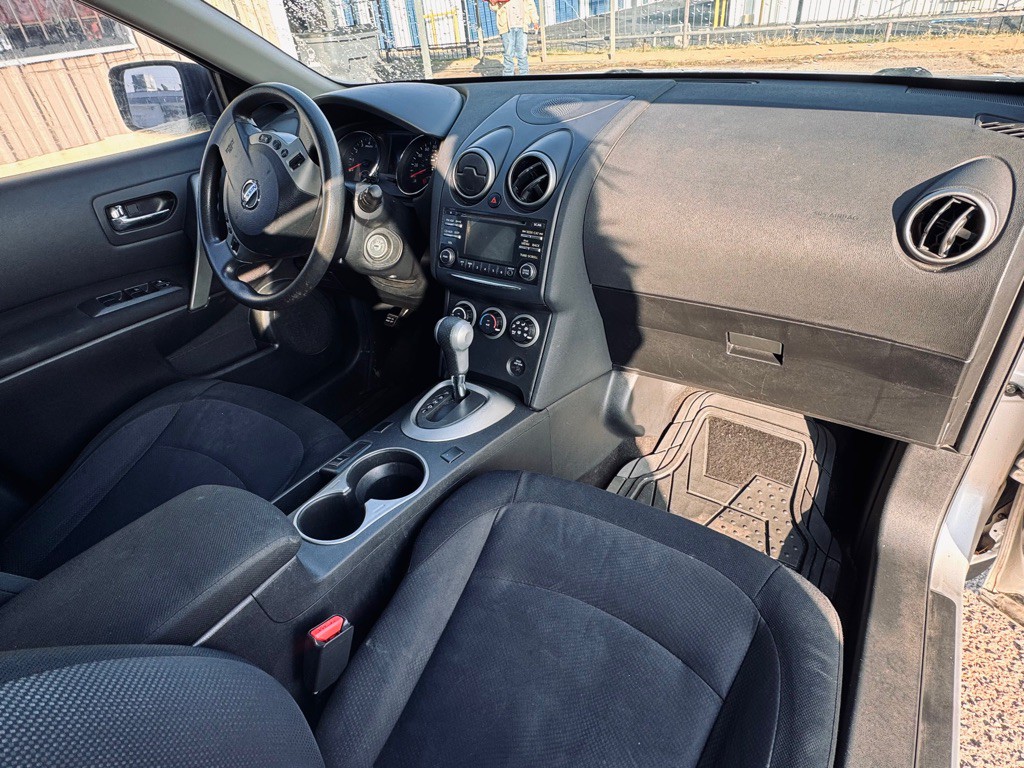 2012 Nissan Rogue Image 6