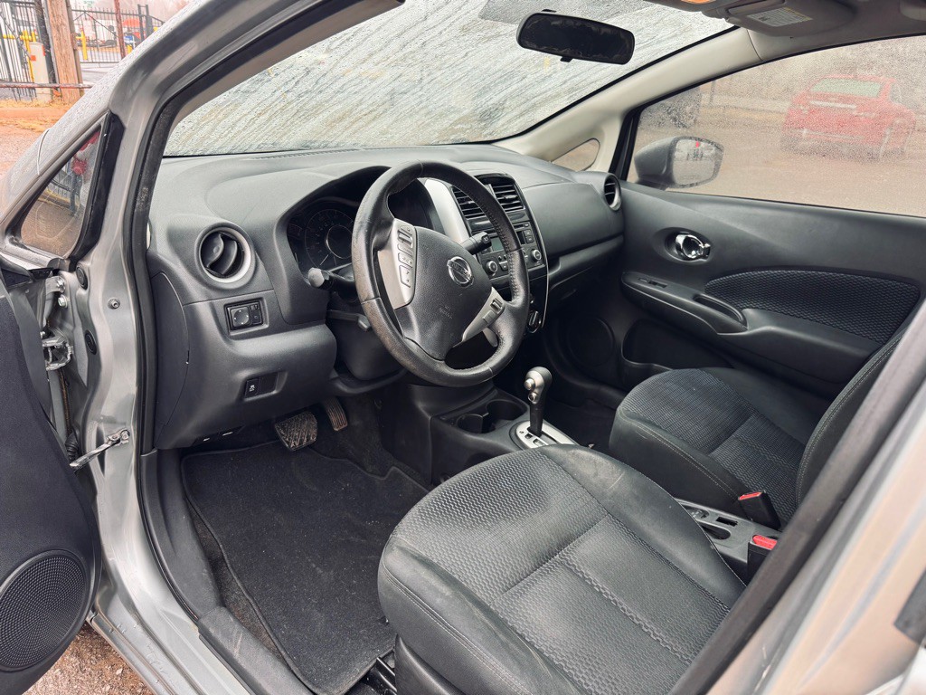 2015 Nissan Versa Image 7