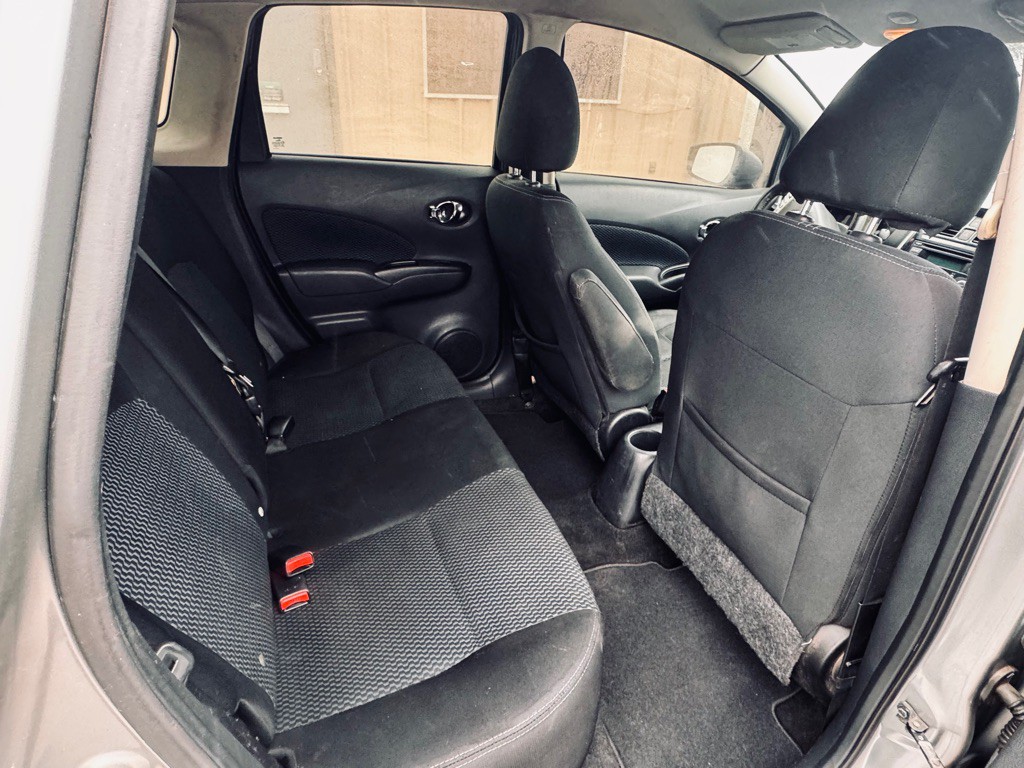 2015 Nissan Versa Image 10