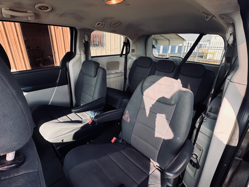 2009 Dodge Grand Caravan Image 6