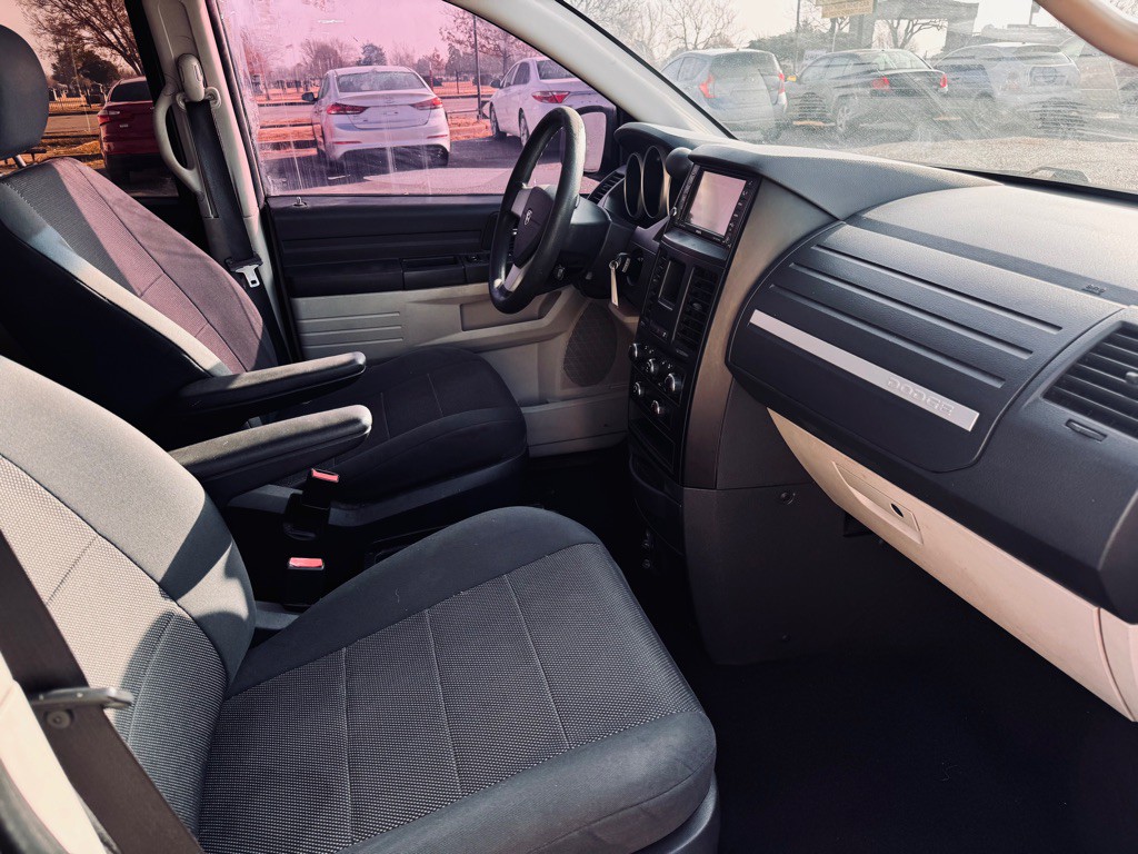 2009 Dodge Grand Caravan Image 7