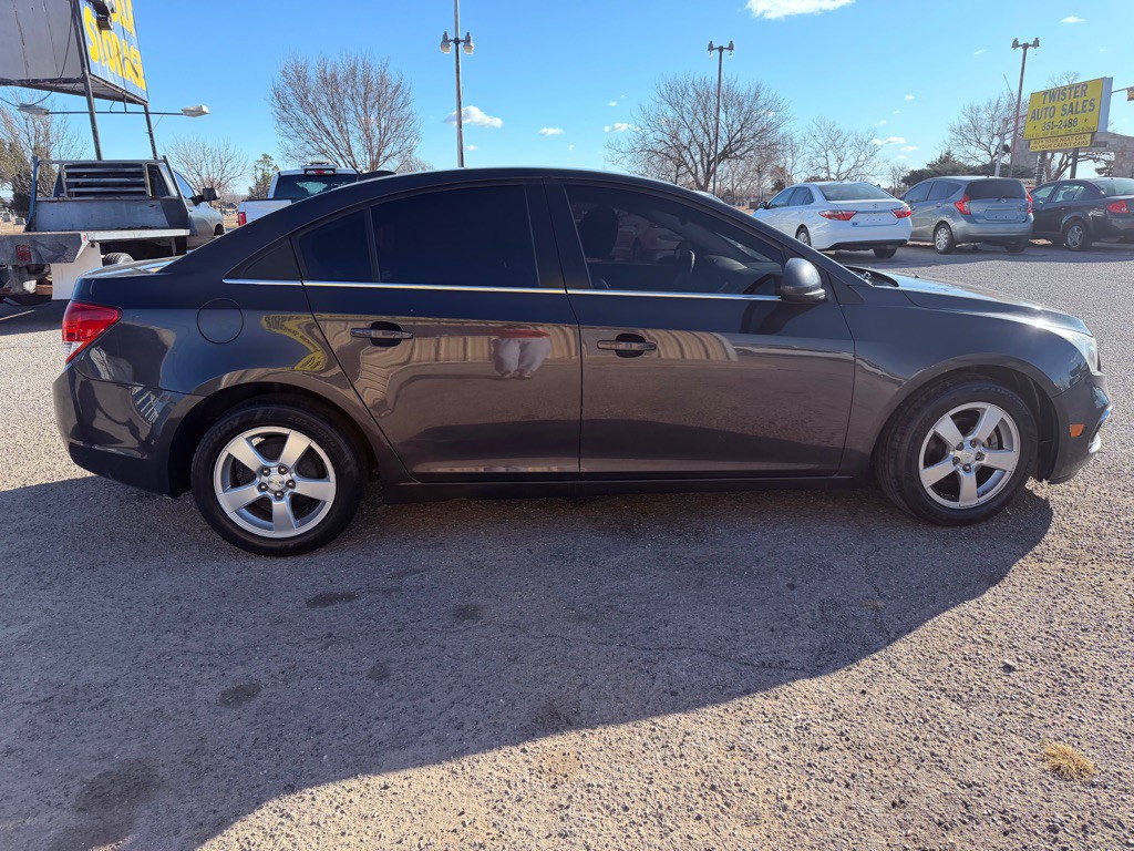 2016 Chevrolet Cruze Image 3