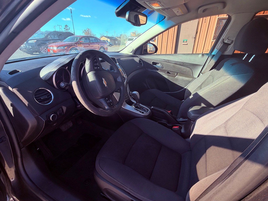 2016 Chevrolet Cruze Image 5