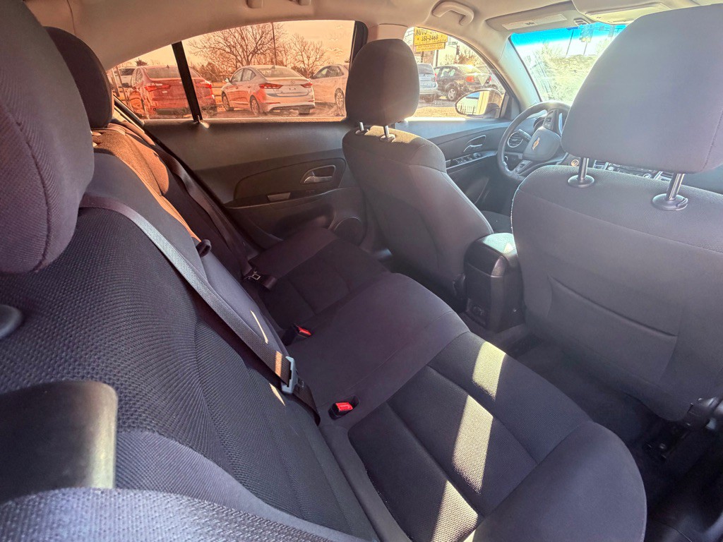 2016 Chevrolet Cruze Image 8