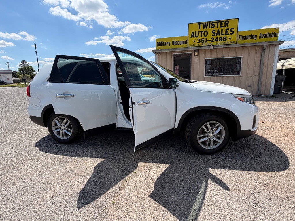 2015 Kia Sorento Image 4