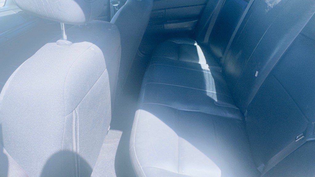 2011 Ford Crown Victoria Image 3