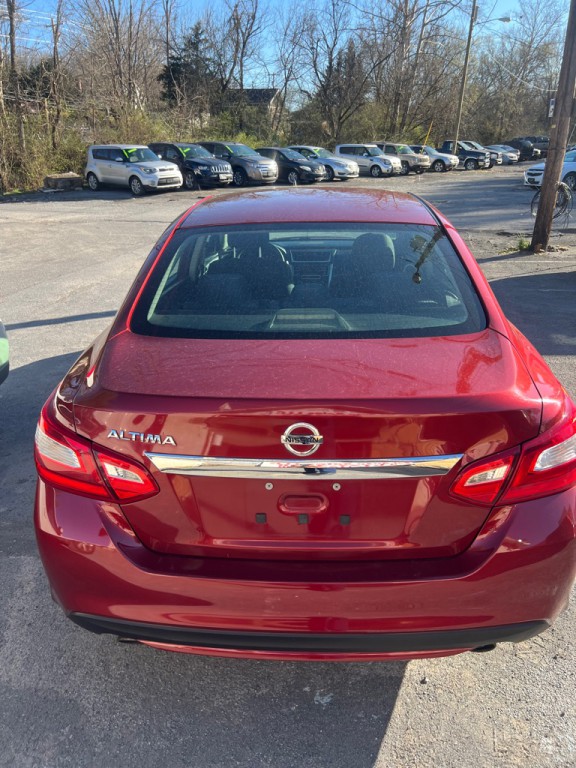 2016 Nissan Altima Image 4