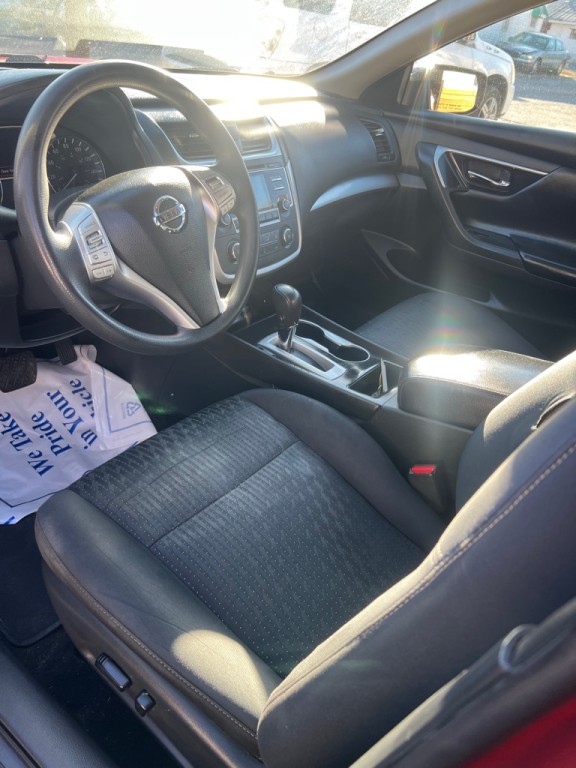 2016 Nissan Altima Image 6