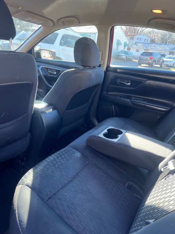 2016 Nissan Altima Image 7
