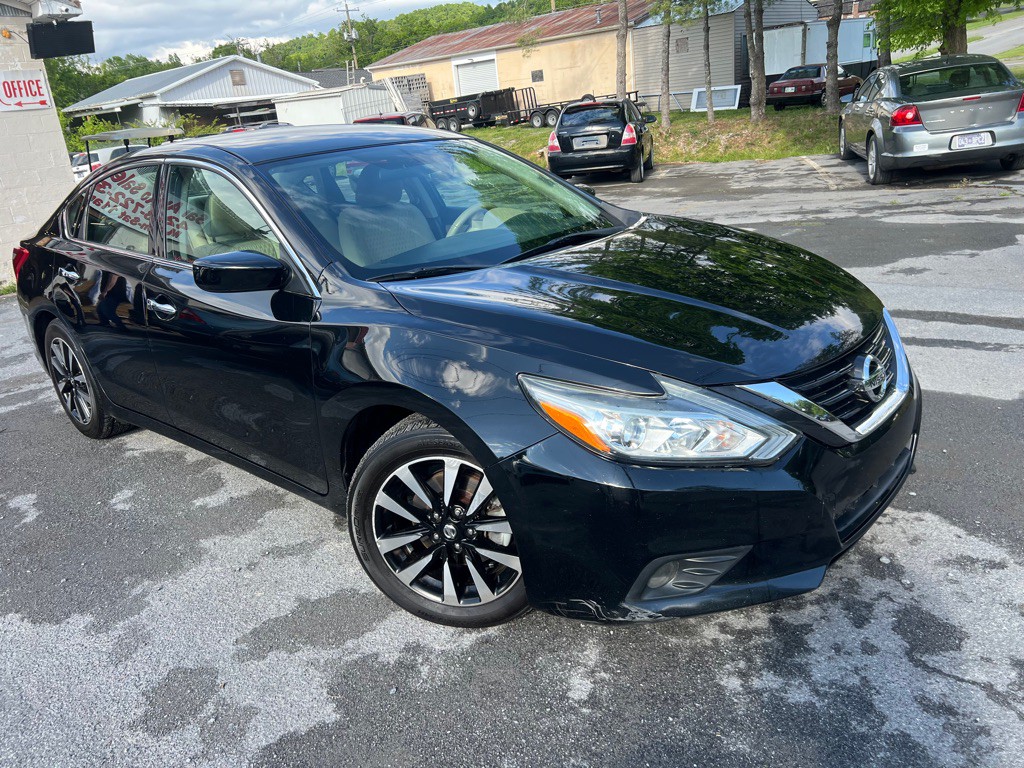 2018 Nissan Altima Image 2