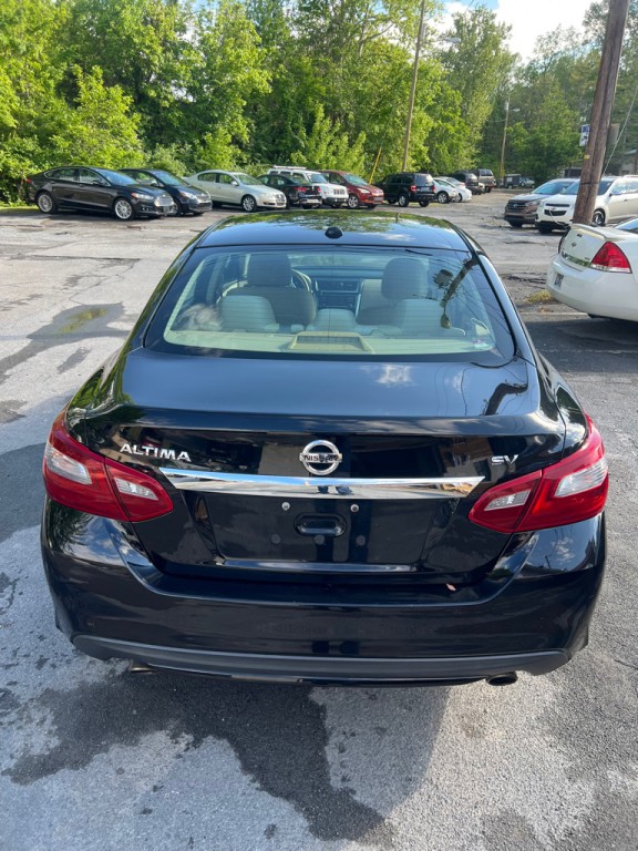 2018 Nissan Altima Image 3