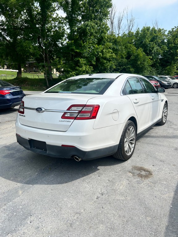 2013 Ford Taurus Image 4