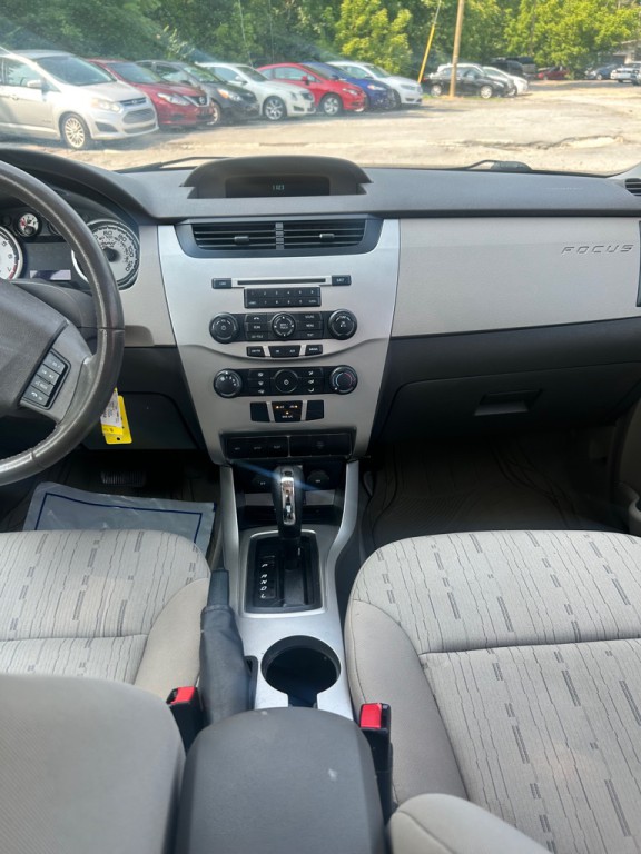 2009 Ford Focus Image 6