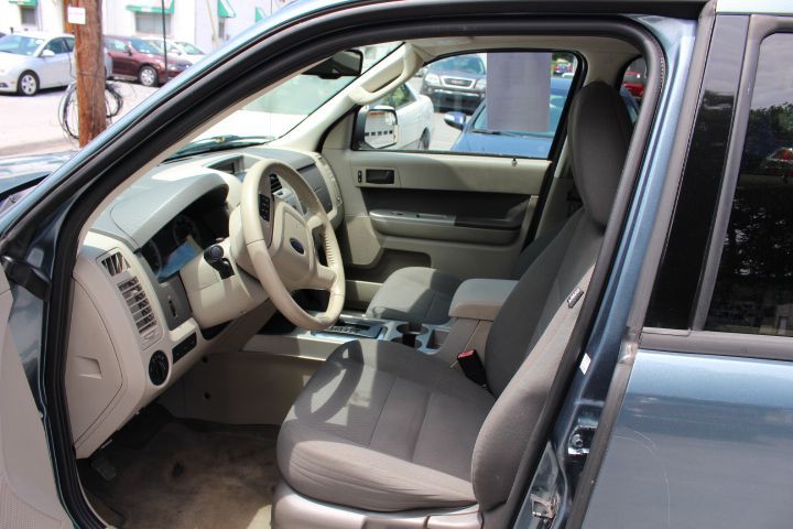 2010 Ford Escape Image 5