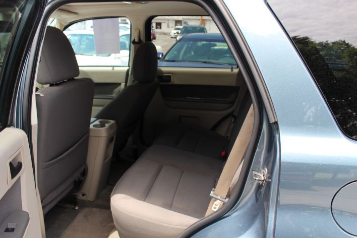 2010 Ford Escape Image 6