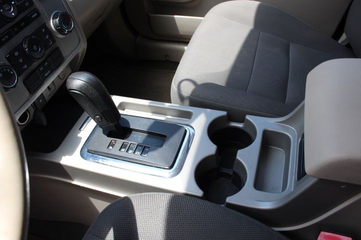 2010 Ford Escape Image 13