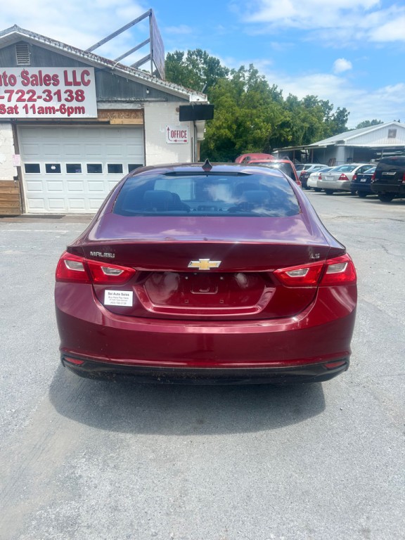 2016 Chevrolet Malibu Image 4
