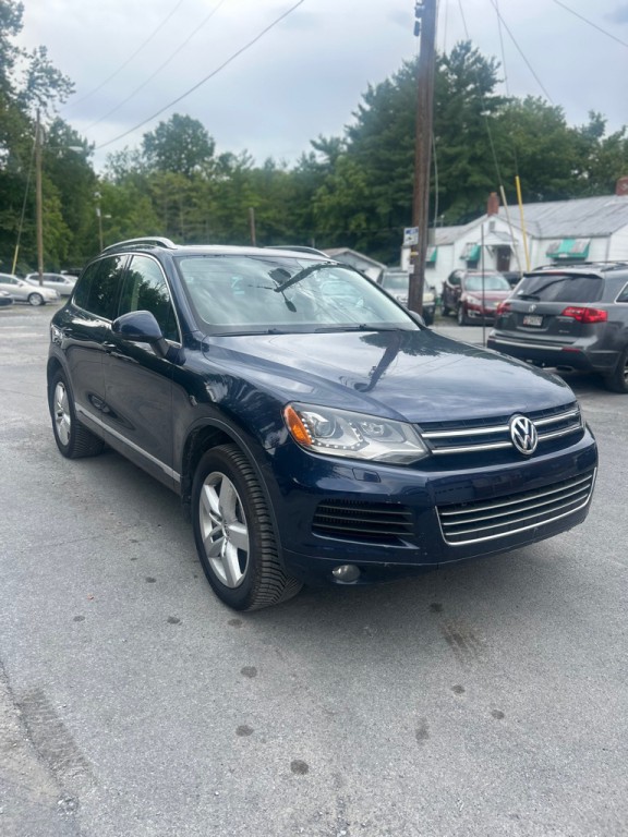 2013 Volkswagen Touareg Image 3