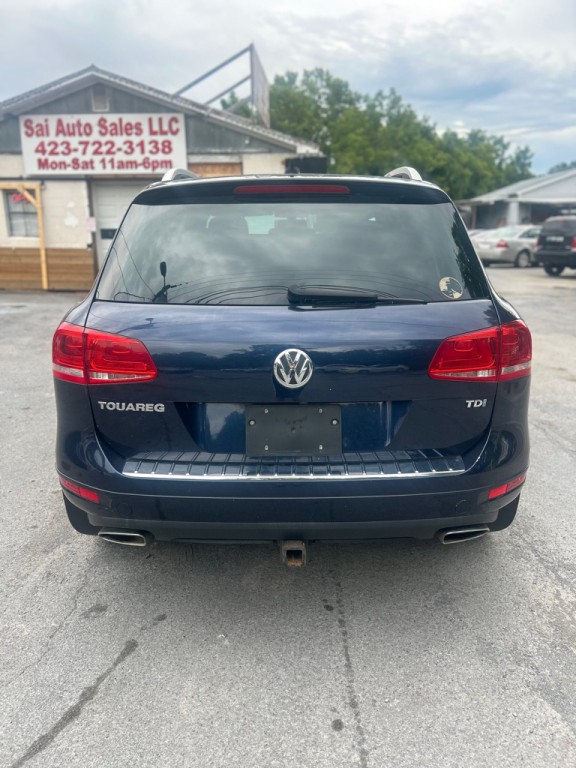 2013 Volkswagen Touareg Image 5