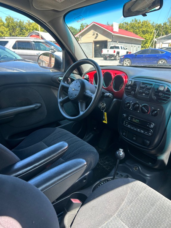 2005 Chrysler PT Cruiser Image 6