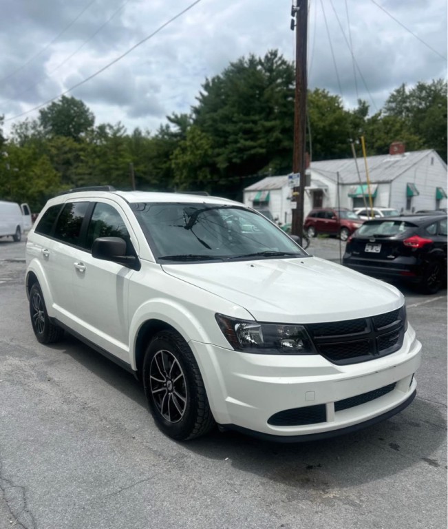 2018 Dodge Journey Image 1